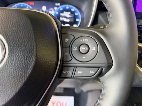 Used 2026 Toyota Corolla Cross XLE w/ Convenience Package image 23