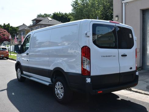 Used 2025 Ford Transit 250 Low Roof w/ Exterior Upgrade Package RWD image 6