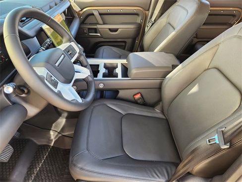 New 2026 Land Rover Defender 110 S image 9