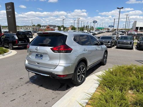 Used 2017 Nissan Rogue SL w/ SL Premium Package AWD/4WD image 6