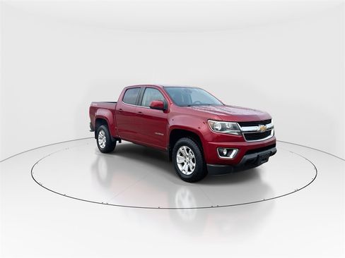 Used 2020 Chevrolet Colorado LT w/ Safety Package image 2