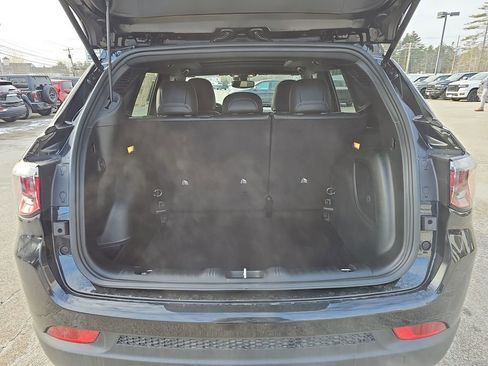 New 2026 Jeep Compass Latitude image 25