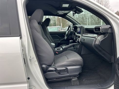 Used 2024 Toyota Tacoma SR5 image 15