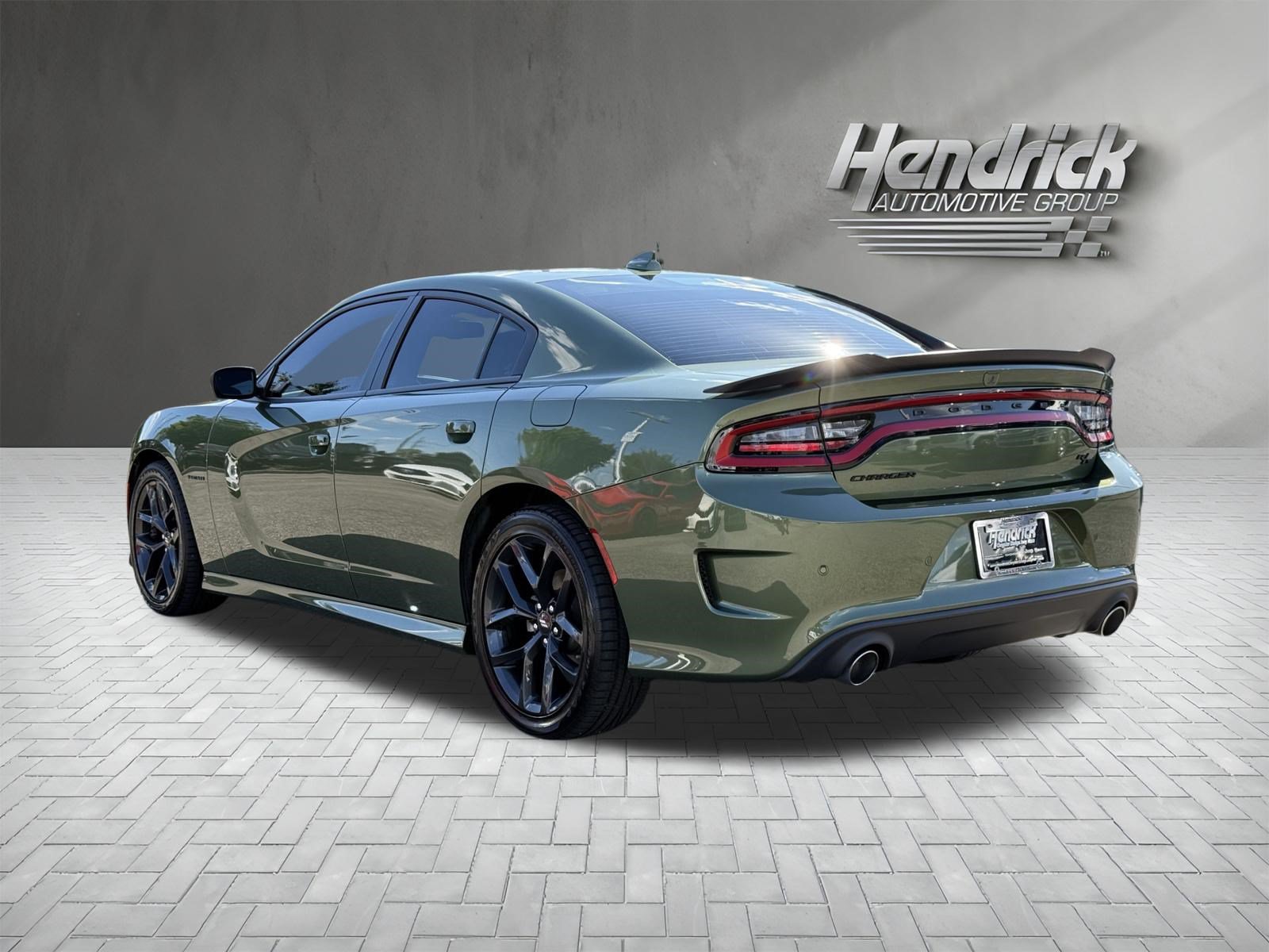 Used 2022 Dodge Charger R/T w/ Plus Group RWD image 8