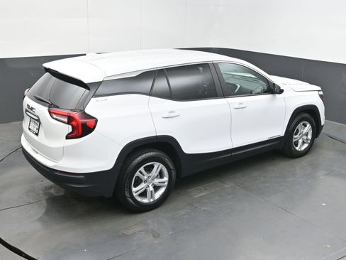 Used 2024 GMC Terrain SLE FWD image 37
