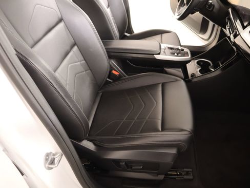 Used 2025 BMW X1 xDrive28i w/ Convenience Package image 12