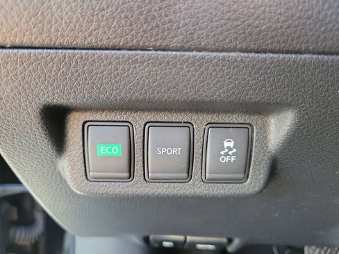 Used 2015 Nissan Sentra S FWD image 31