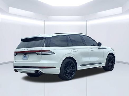 Used 2022 Lincoln Aviator Black Label w/ Dynamic Handling Package AWD/4WD image 4
