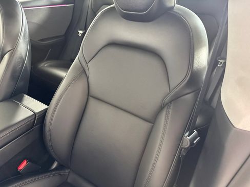 Used 2025 Tesla Model 3 Long Range RWD image 8