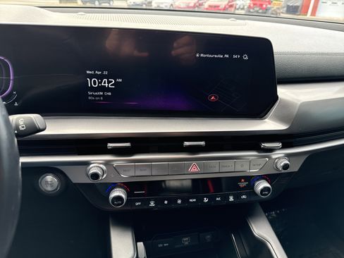 Used 2024 Kia Telluride LX image 25