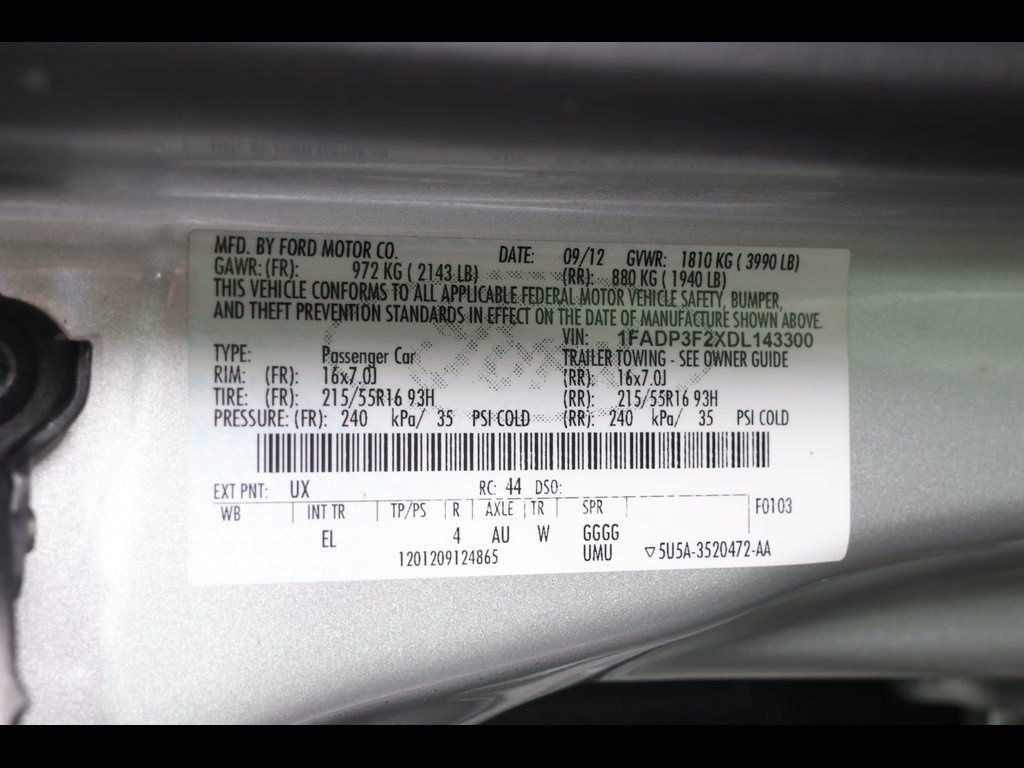 Used 2013 Ford Focus SE FWD image 21