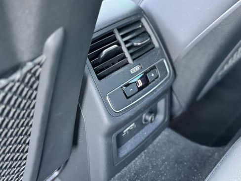 Used 2021 Audi A4 2.0T Premium Plus w/ Premium Plus Package image 9