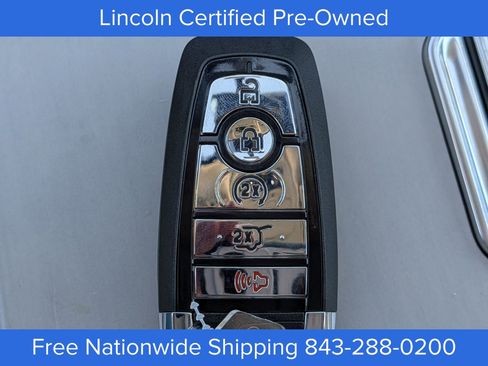 Certified 2025 Lincoln Navigator Reserve image 33
