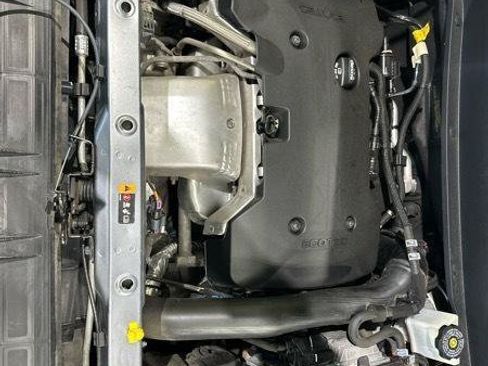 Used 2018 GMC Terrain Denali w/ Advanced Safety Package AWD/4WD image 27