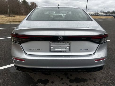 Used 2025 Honda Accord EX-L image 9
