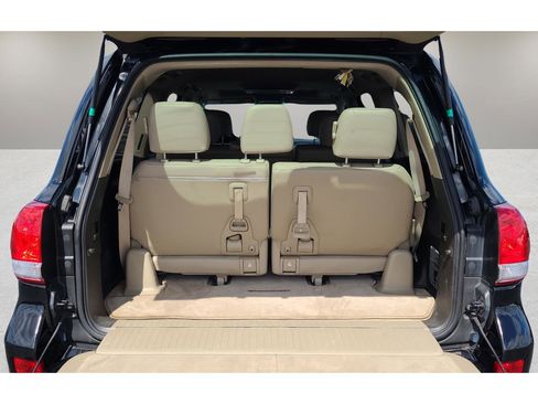 Used 2009 Toyota Land Cruiser AWD/4WD image 26