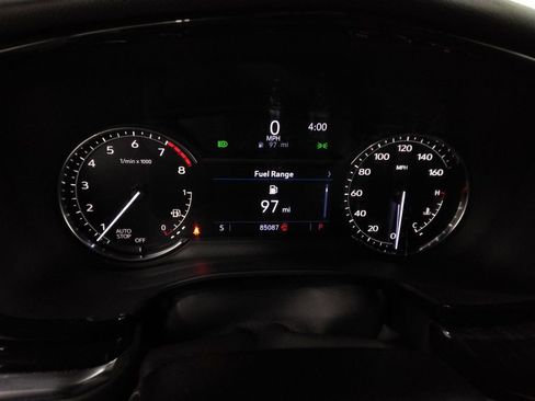 Used 2022 Cadillac XT6 Premium Luxury image 17