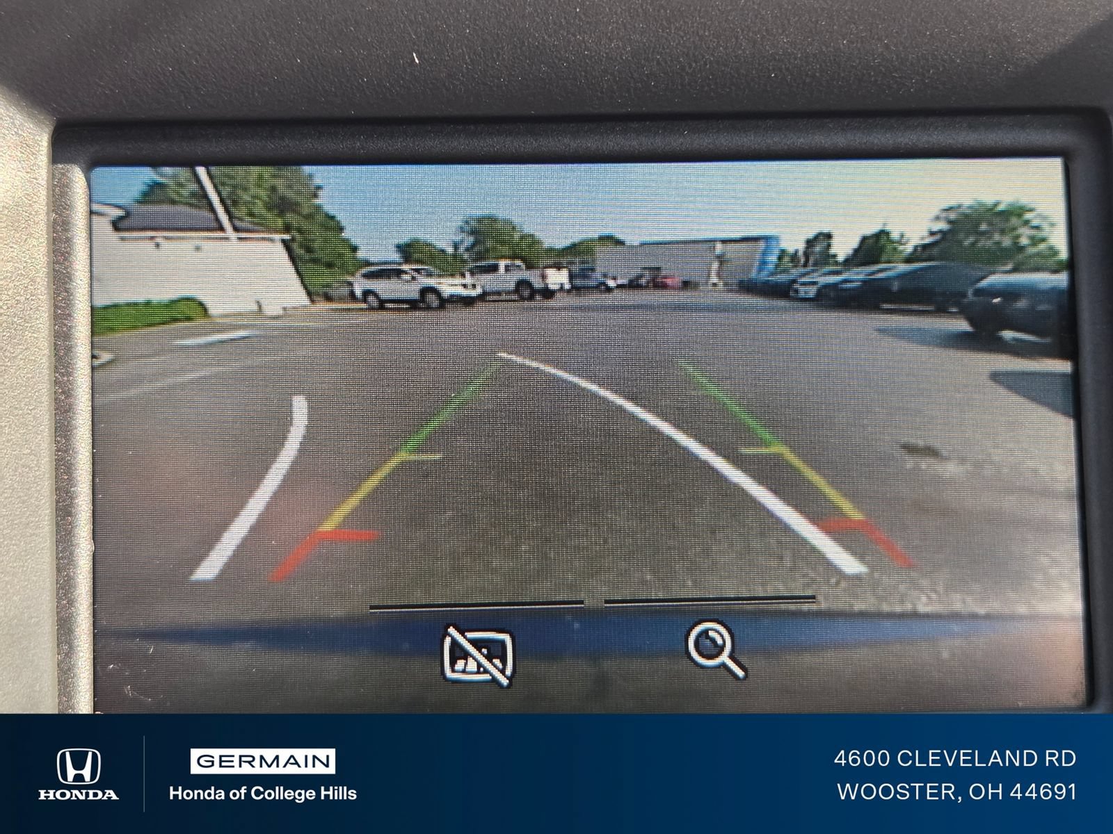 Used 2017 Ford Taurus SEL FWD image 7