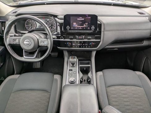 Certified 2025 Nissan Pathfinder SV AWD/4WD image 15