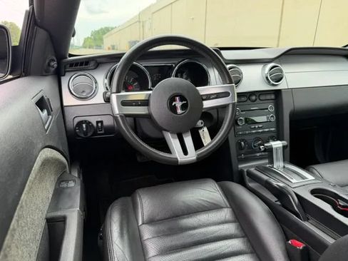 Used 2009 Ford Mustang Premium RWD image 27