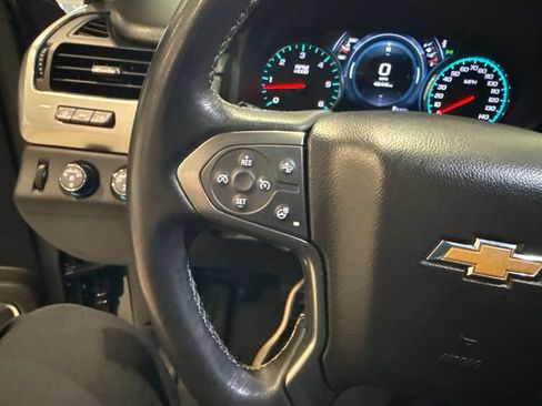 Used 2020 Chevrolet Tahoe Premier AWD/4WD image 36