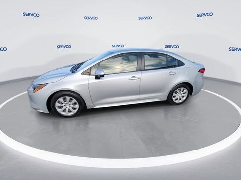 Used 2023 Toyota Corolla LE image 4