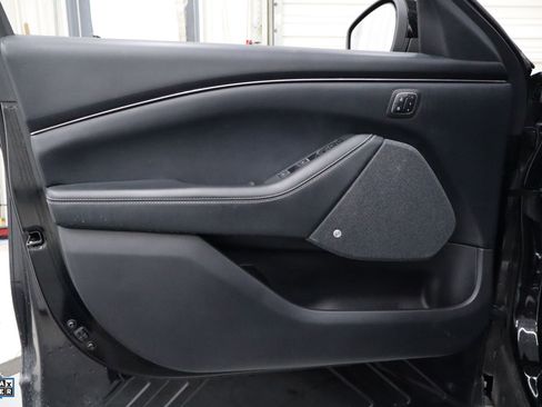 Certified 2022 Ford Mustang Mach-E Premium image 13