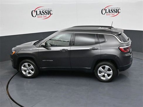 Used 2020 Jeep Compass Latitude w/ Cold Weather Group image 22