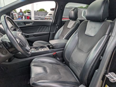 Used 2019 Ford Edge ST w/ Equipment Group 401A image 23