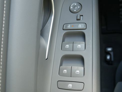 Used 2025 Hyundai Elantra Sport image 26