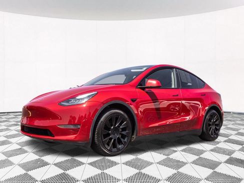 Used 2022 Tesla Model Y Long Range AWD/4WD image 5