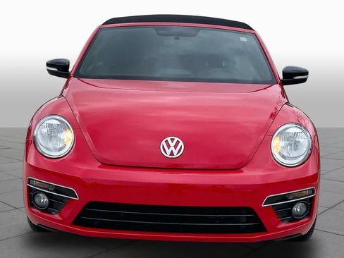 Used 2013 Volkswagen Beetle 2.0T FWD image 3