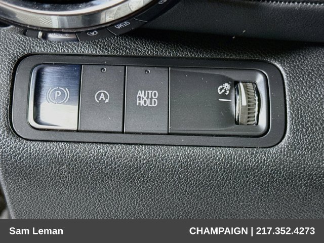 Used 2025 Chevrolet Equinox LT FWD image 10