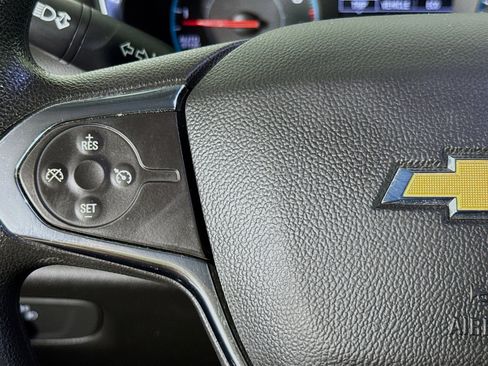 Used 2018 Chevrolet Traverse LS FWD image 13