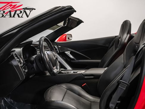 Used 2019 Chevrolet Corvette Stingray Convertible Z51 2LT image 37