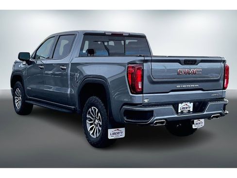 Used 2022 GMC Sierra 1500 AT4 w/ AT4 Premium Package image 4