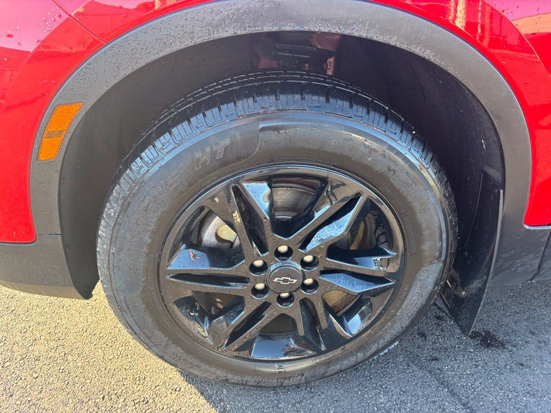 Used 2019 Chevrolet Blazer LT FWD image 17