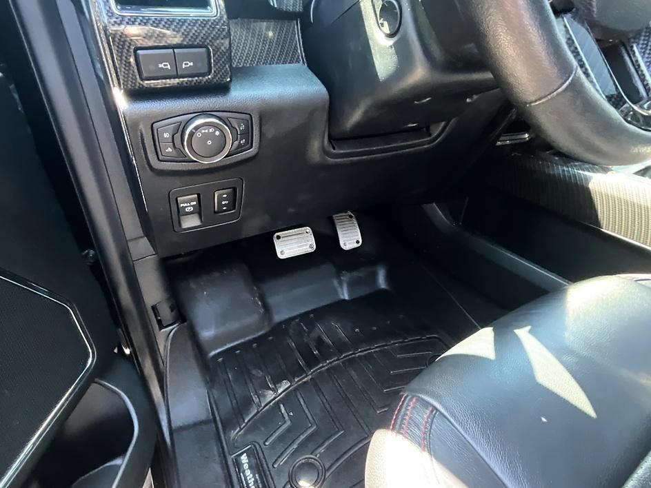Used 2019 Ford F150 Lariat w/ Equipment Group 502A Luxury AWD/4WD image 43