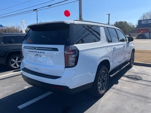 Used 2023 Chevrolet Suburban Z71 image 15