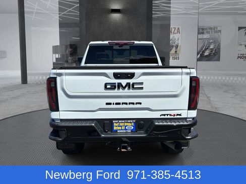 Used 2024 GMC Sierra 2500 AT4X AWD/4WD image 6