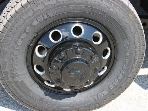 Used 2024 RAM 3500 Big Horn w/ Night Edition AWD/4WD image 27