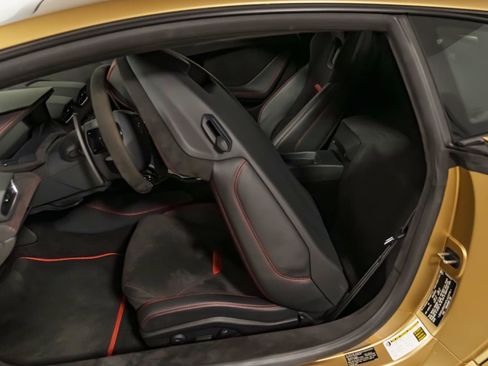 Used 2023 Lamborghini Huracan Tecnica image 29