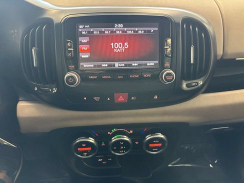 Used 2014 FIAT 500L Lounge FWD image 16