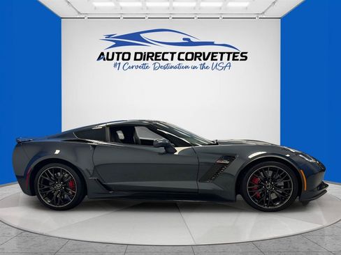 Used 2019 Chevrolet Corvette Z06 RWD image 6