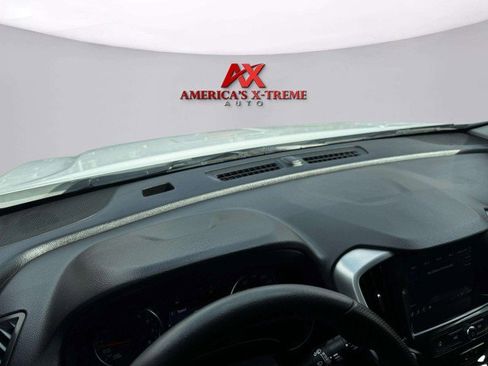 Used 2022 GMC Terrain SLE w/ Driver Convenience Package image 39