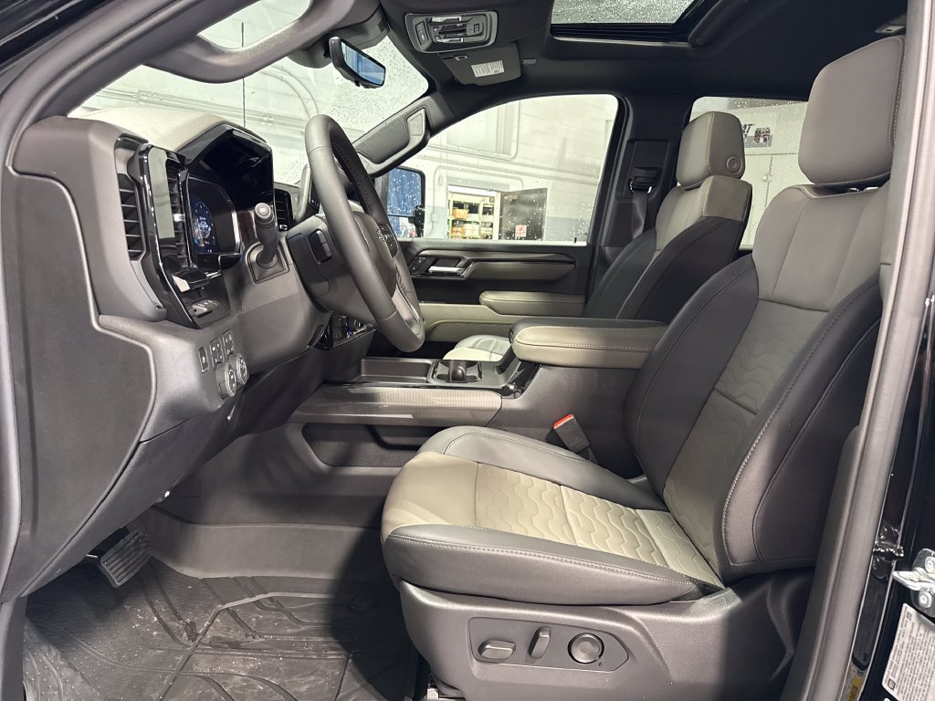 New 2026 Chevrolet Silverado 2500 ZR2 AWD/4WD image 30