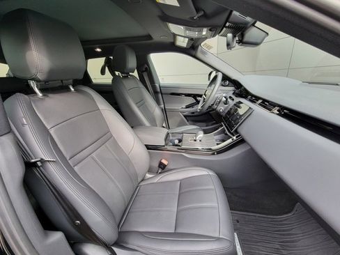 Used 2026 Land Rover Range Rover Evoque S image 18