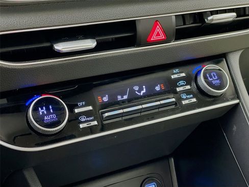 Used 2022 Hyundai Sonata SEL image 19