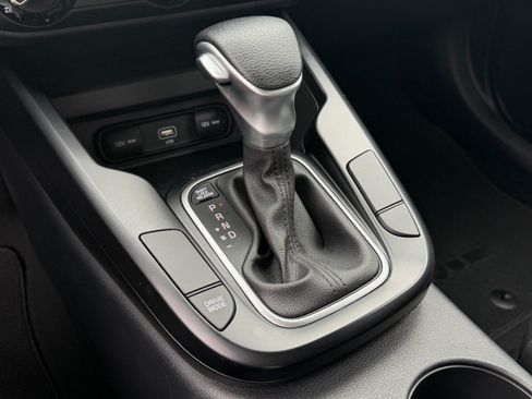 Certified 2021 Kia Soul LX FWD image 23