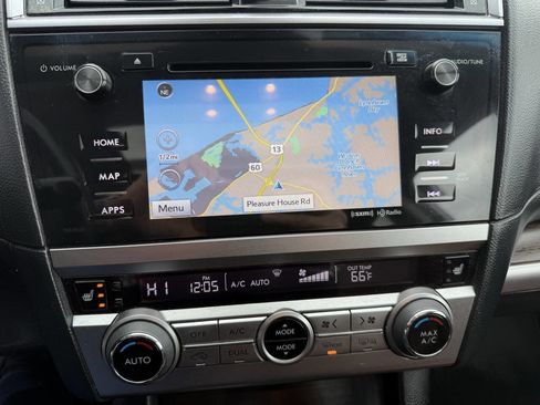 Used 2017 Subaru Outback 2.5i Touring w/ Popular Package #5A image 15